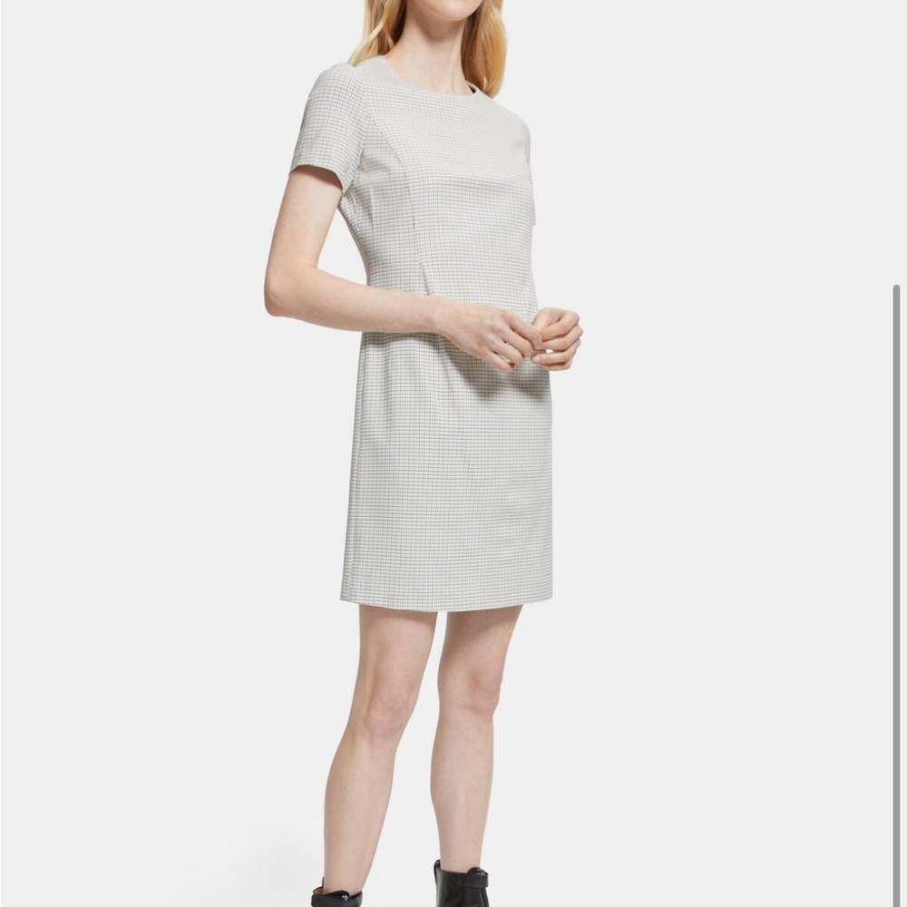 NWT Theory Sheath Dress in Plaid